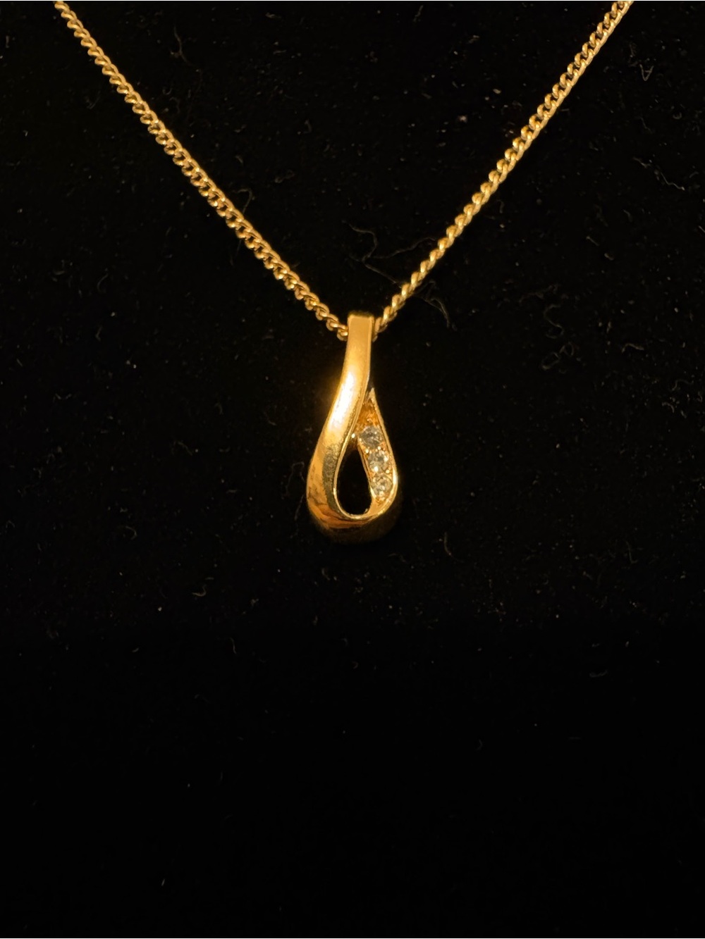 Accents by Hallmark Cards Gold Teardrop Crystal Charm Pendant Chain Signed
